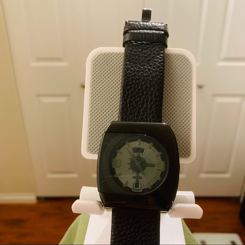 DIESEL watch DZ1133 - Picture 7 of 11